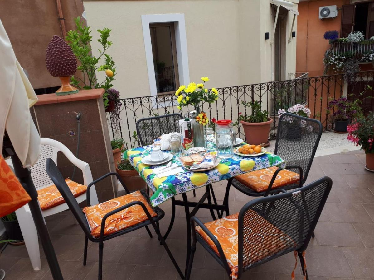 B&B Villa Maria Ausilia ตาออร์มินา ภายนอก รูปภาพ