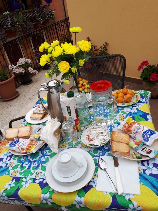 B&B Villa Maria Ausilia ตาออร์มินา ภายนอก รูปภาพ