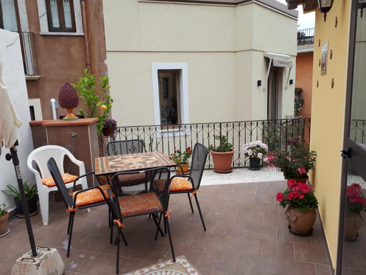 B&B Villa Maria Ausilia ตาออร์มินา ภายนอก รูปภาพ